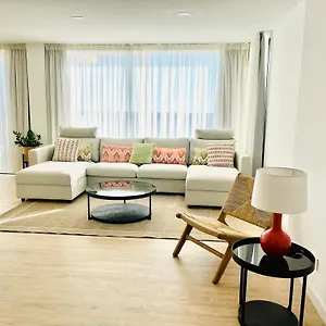 https://sunset-ocean-view-arguineguin.in-canary-islands.com